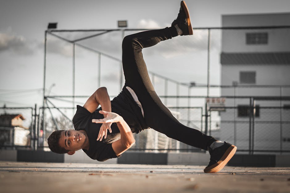 athlete performing dynamic hip movement