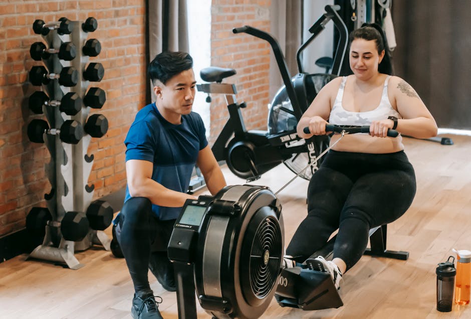 chest position rowing machine biomechanics